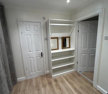 Horley Apartment | Orbit guest house