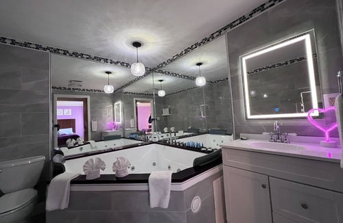 Somerset Hotel | Orbits Inn