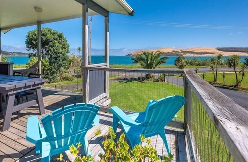 Omapere House | Orca Beach Watch