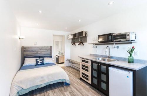 Mobile Apartment | Orca Whale Suite Double Bed