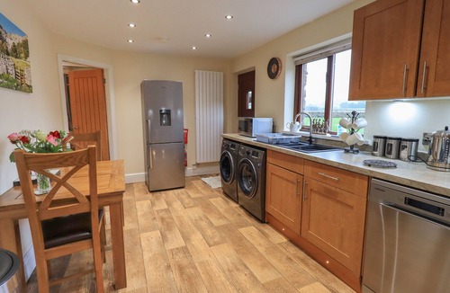 Clapham Cottage | Orcaber Farm Retreat