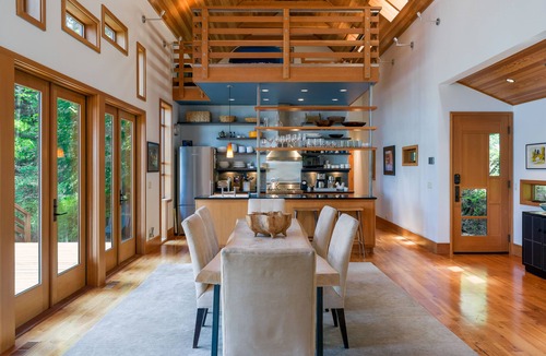 Eastsound Cabin | Orcas Island, Cedar Sunrise #222