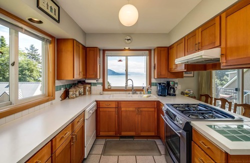 Sea Acre House | Orcas Island, Cypress View #258