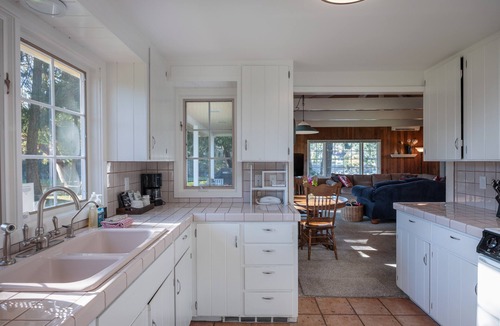 Deer Harbor Cottage | Orcas Island, Marina View #201