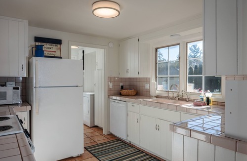 Deer Harbor Cottage | Orcas Island, Marina View #201