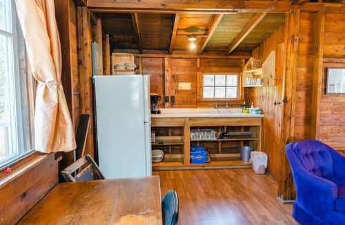 Hubbards Cabin | Orchard Cabin #4 - Hubbards Beach