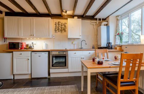 Muchelney House | Orchard Cottage - Uk30437