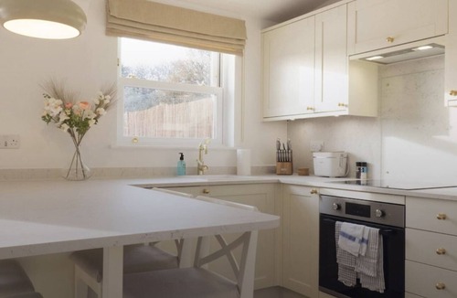 Etchinghill House | Orchard Cottage