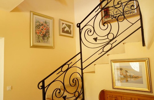 Salernes Villa | Orchard House