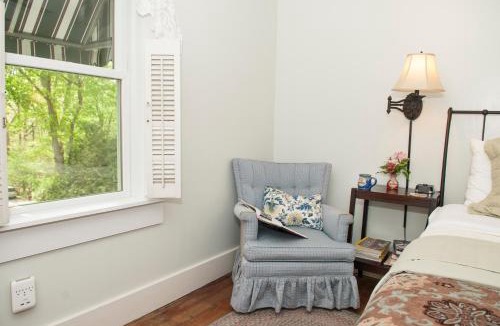 Saluda Bed & Breakfast | Orchard Inn
