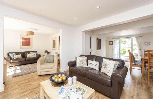 Ventnor House | Orchard Leigh Villa