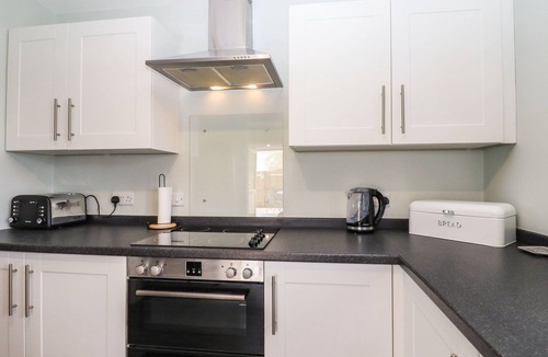 Paddock Wood Cottage | Orchard Retreat