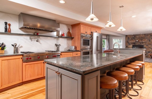 Littleton House | Orchard Retreat