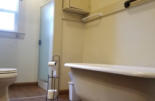 Victor House | Orchard Road Cottage