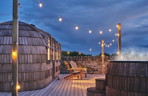 Muchelney Apartment | Orchard Snug - Luxury Cottages