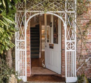 Lullington Hotel | Orchardleigh Estate