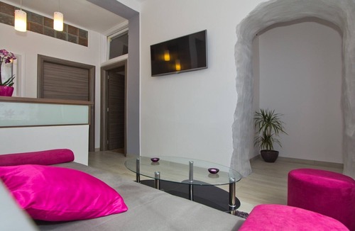 Spadici Apartment | Orchid Spadici/Apartment Orchid Spadici