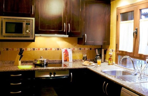 Puertolas Cottage | Ordesa Houses - Lavender House