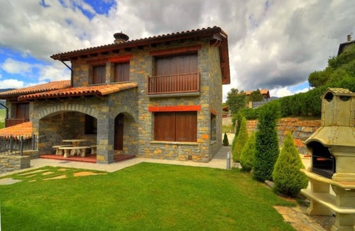 Puertolas Cottage | Ordesa Houses - Lavender House