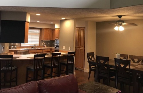 Warrenton House | Oregon Coast Lake House.