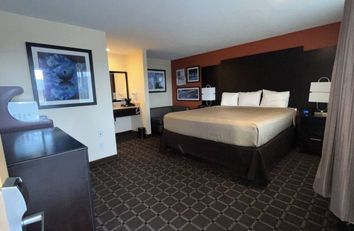 Lakeview Hotel | Oregon Trail Inn and Suites