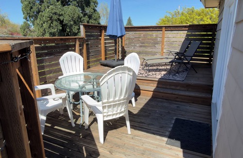 McMinnville House | Oregon Wine Zimmer