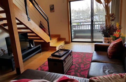 Orenco Station Apartment | Orenco Lofts