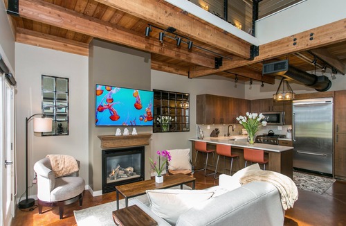Orenco Station Condo | Orenco Station Executive Loft