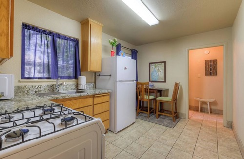 Oroville House | Orient Oasis Theme Unit