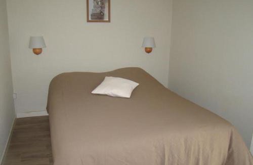 Geraudot House | Orient Village