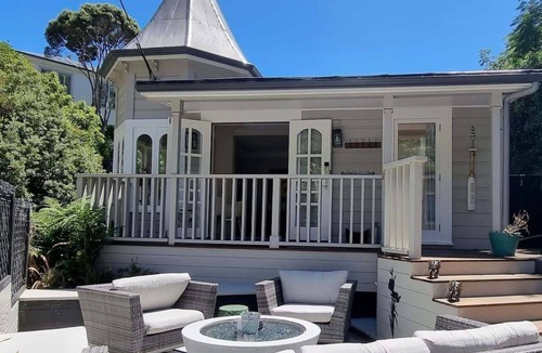 Oriental Bay Apartment | Oriental Bay Oasis ft Free Parking