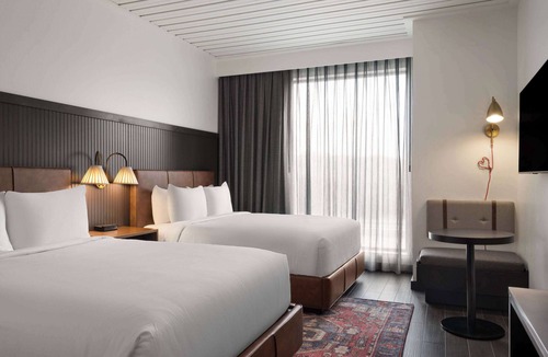 Kansas City Hotel | Origin Kansas City Riverfront, a Wyndham Hotel