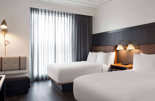 Kansas City Hotel | Origin Kansas City Riverfront, a Wyndham Hotel