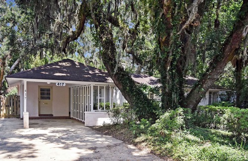 Saint Simons Island House | Original beach cottage! 3 bed/2 bath - In the Village!