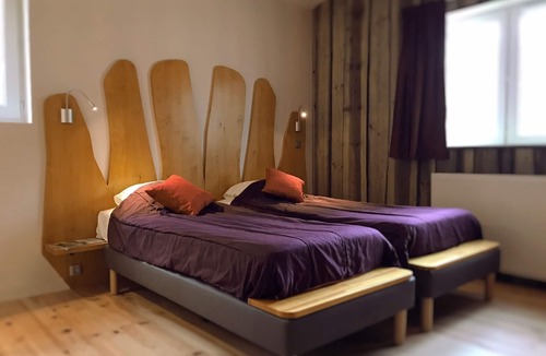 Dienne Hotel | Original hotel under the pines