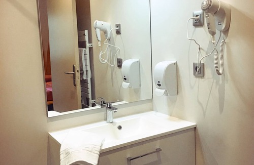 Dienne Hotel | Original hotel under the pines