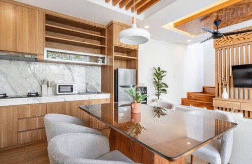 Tumbak Bayuh House | Orivista NEW! Luxe Private Pool Villa w Rooftop