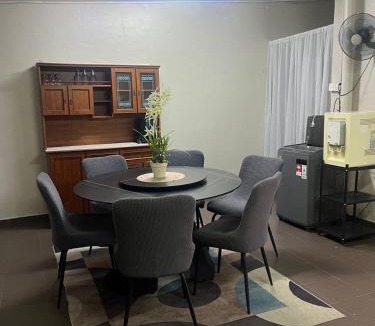 Bukit Rambai House | ORKiD HOMESTAY