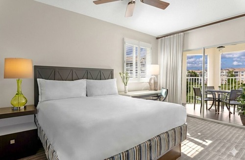 Williamsburg Apartment | Orlando Luxury Escape: 2BR Marriott Villa—Prime April Week!