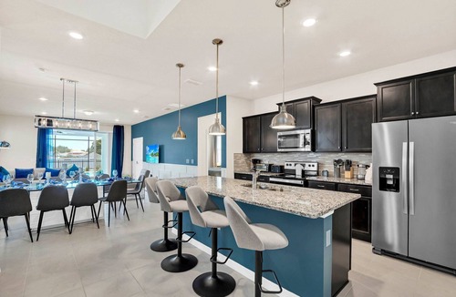 Davenport Villa | Orlando Vacation Home Near Disney | 7BR Villa w/Private Spa & Pool Sleeps 15