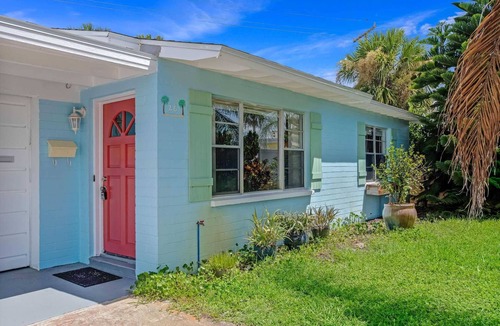 O'byrne Cottage | Ormond Beach Cozy Cottage