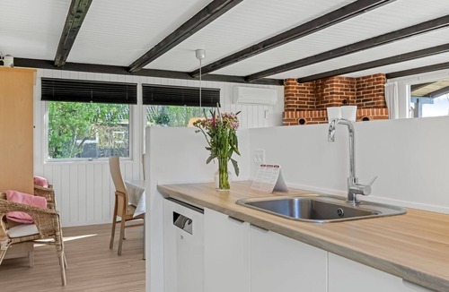 Bjert House | "Ørn" - 5m from the sea by Interhome
