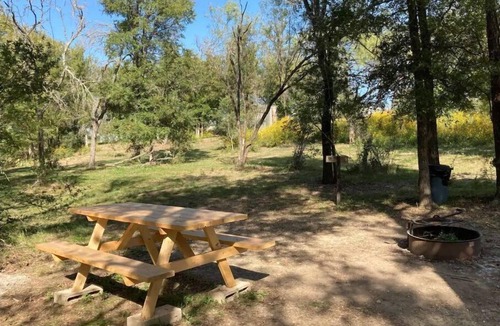 Smithwick RV Rental | Orrasis dry tent site, WANDER