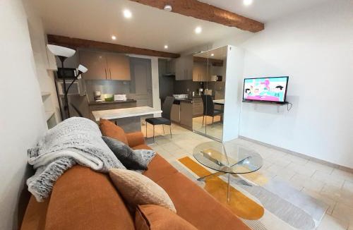Ax-les-Thermes Apartment | Orry d'Oriège