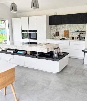 Arbonne Villa | Ortzadar Etxea