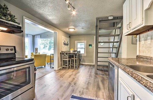 Osage Beach Cabin | Osage Beach Family Hideaway on No-Wake Cove!