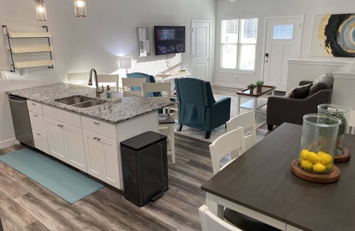 Osage Beach Villa | Osage Beach Villa MM 21. ATTACHED VILLA MAY BE AVAILABLE. Possible Occ. 16-20