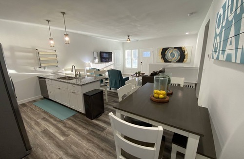 Osage Beach Villa | Osage Beach Villa MM 21. ATTACHED VILLA MAY BE AVAILABLE. Possible Occ. 16-20