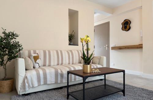 Le Piol Apartment | Oscar II