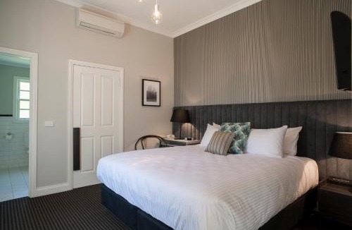 Warburton Hotel | Oscar's On The Yarra